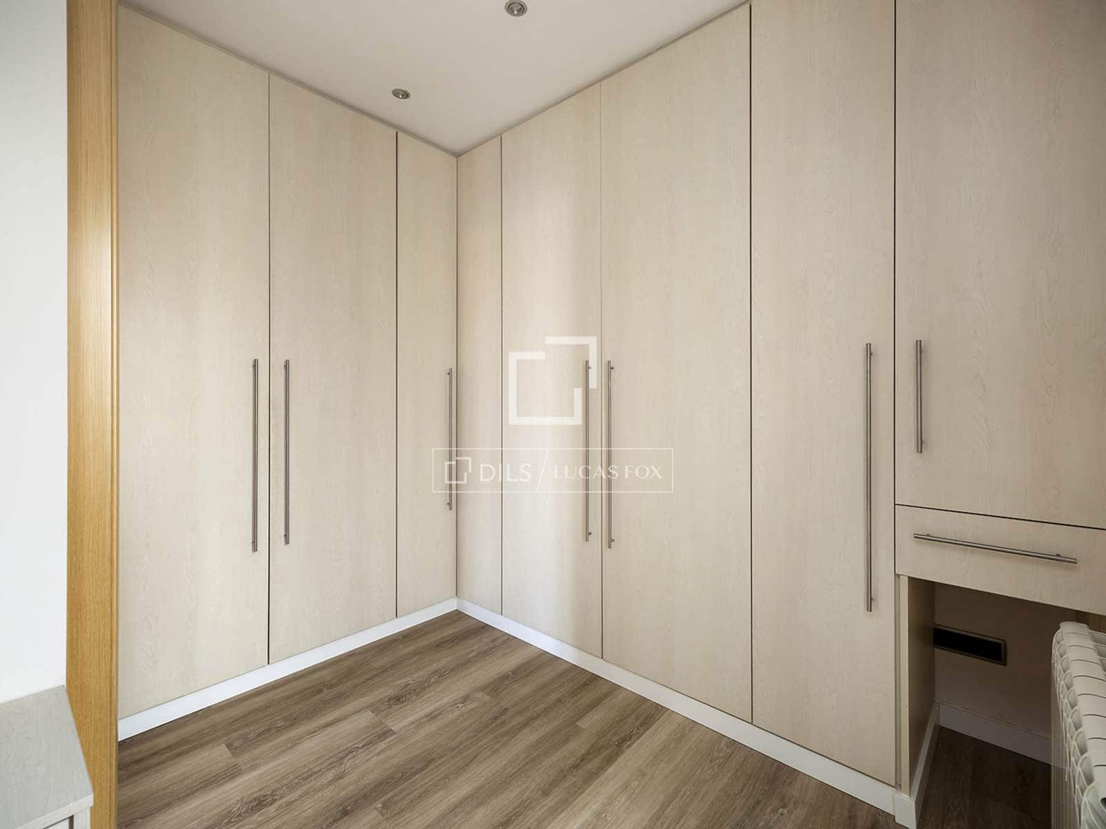 1 sypialnia Apartament na sprzedaż w Miasto Barcelona - 595 000 € (Ref: 9687293)
