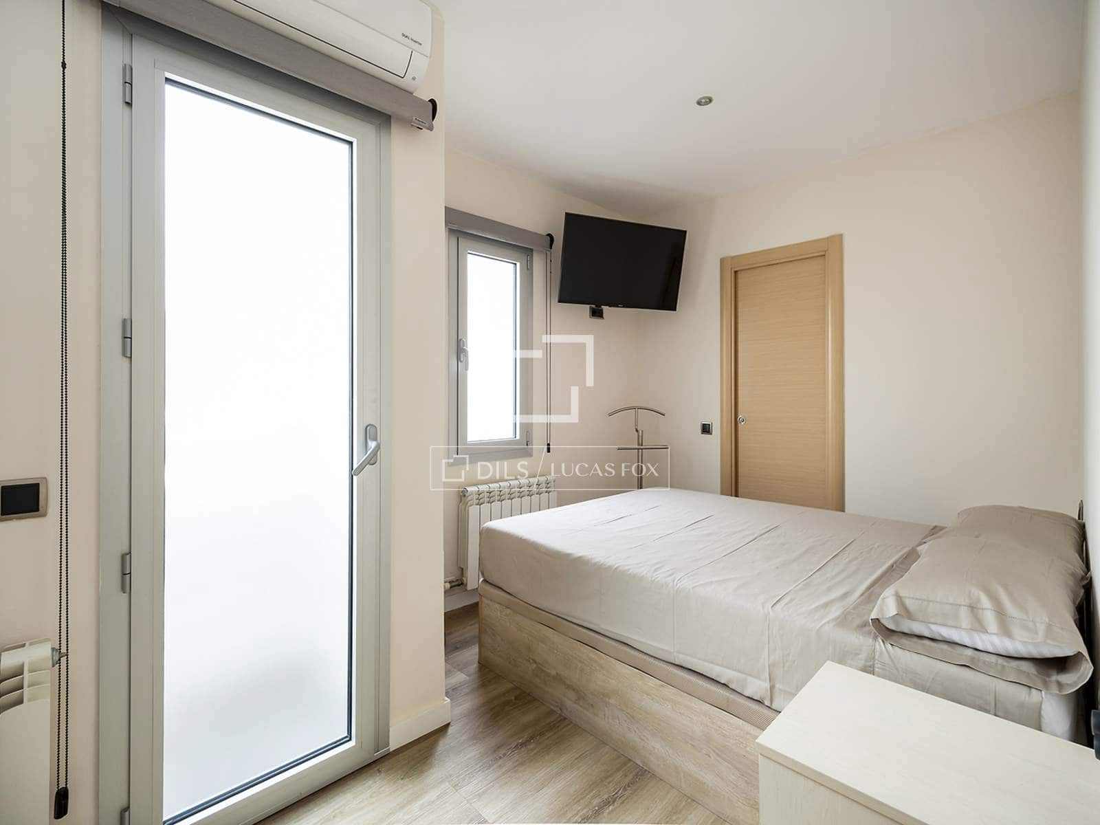 1 sypialnia Apartament na sprzedaż w Miasto Barcelona - 595 000 € (Ref: 9687293)