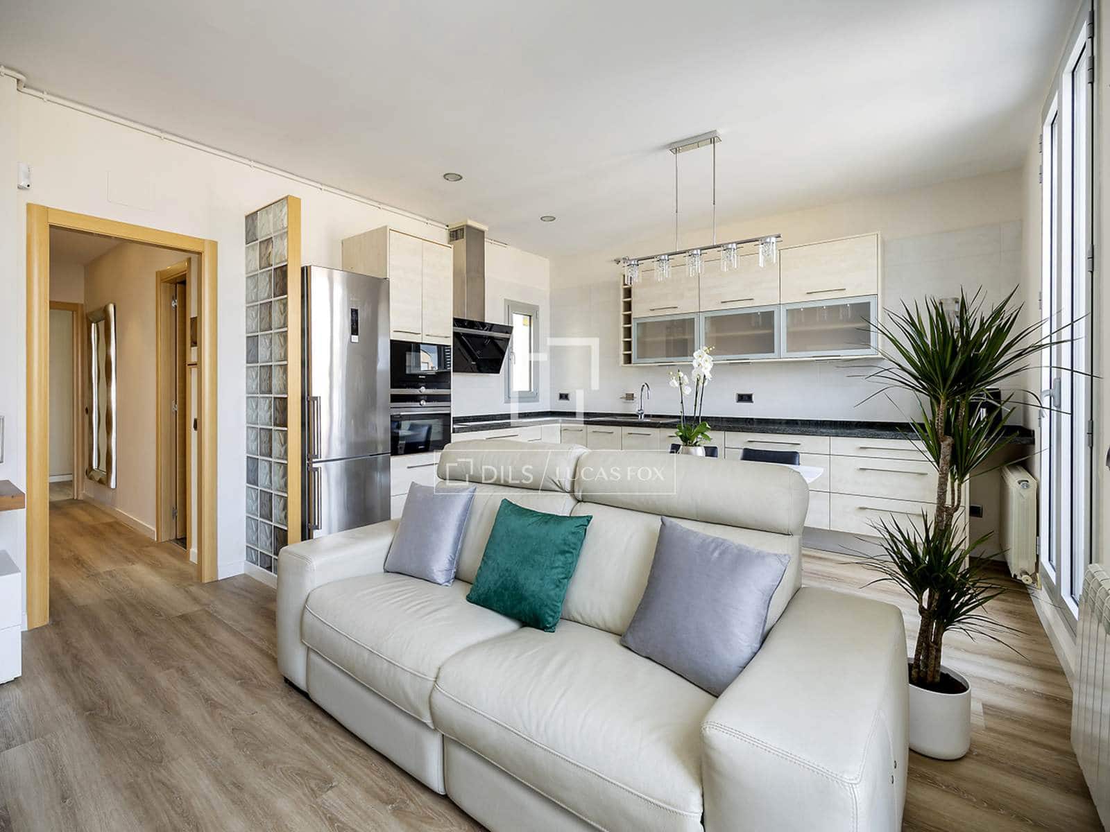 1 sypialnia Apartament na sprzedaż w Miasto Barcelona - 595 000 € (Ref: 9687293)