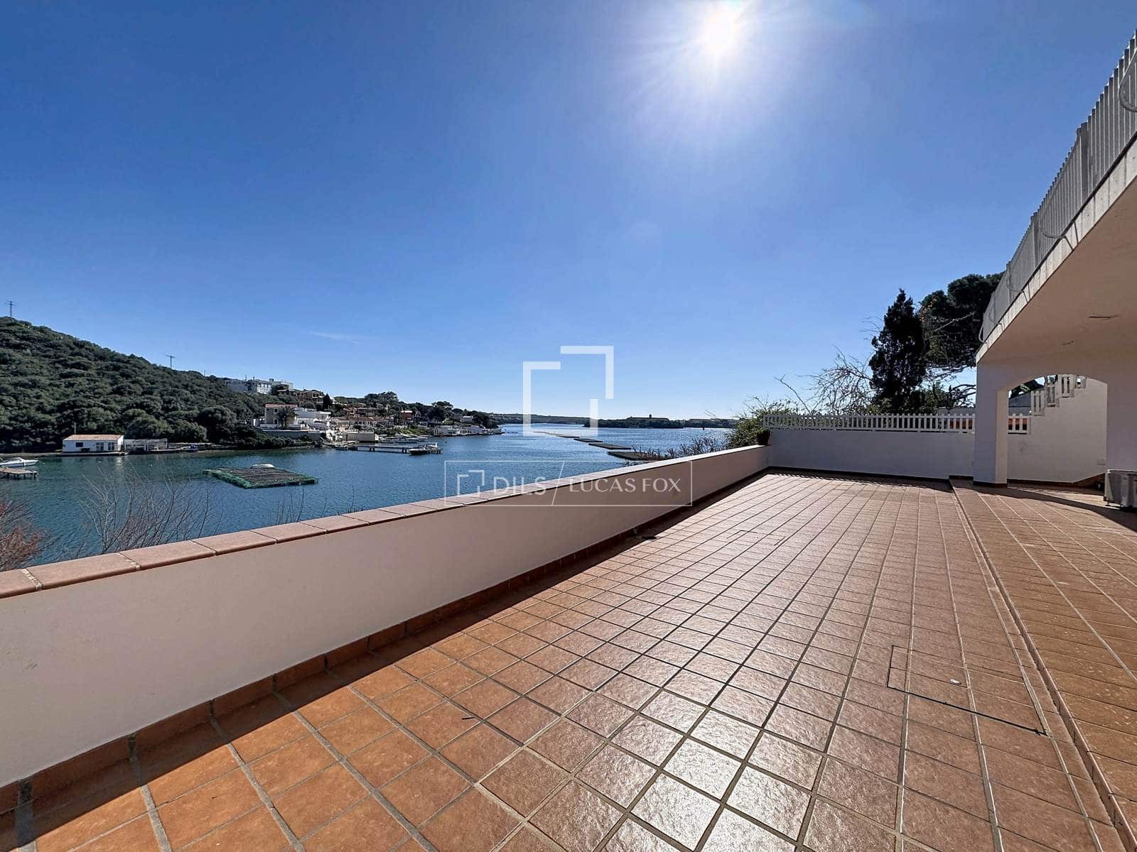 Chalet de 3 habitaciones en Mahón / Maó en venta - 2.895.000 € (Ref: 9687598)