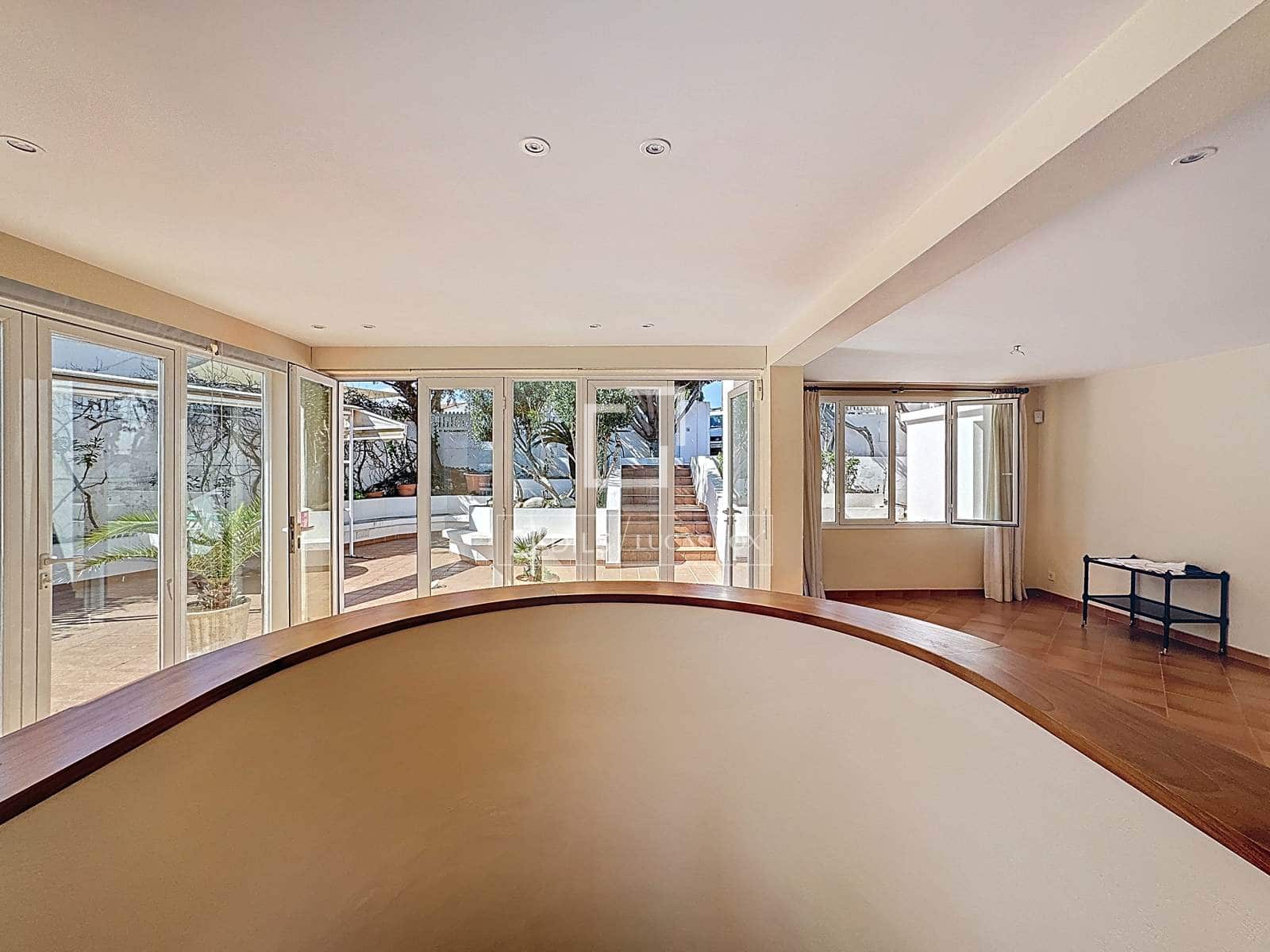 Chalet de 3 habitaciones en Mahón / Maó en venta - 2.895.000 € (Ref: 9687598)