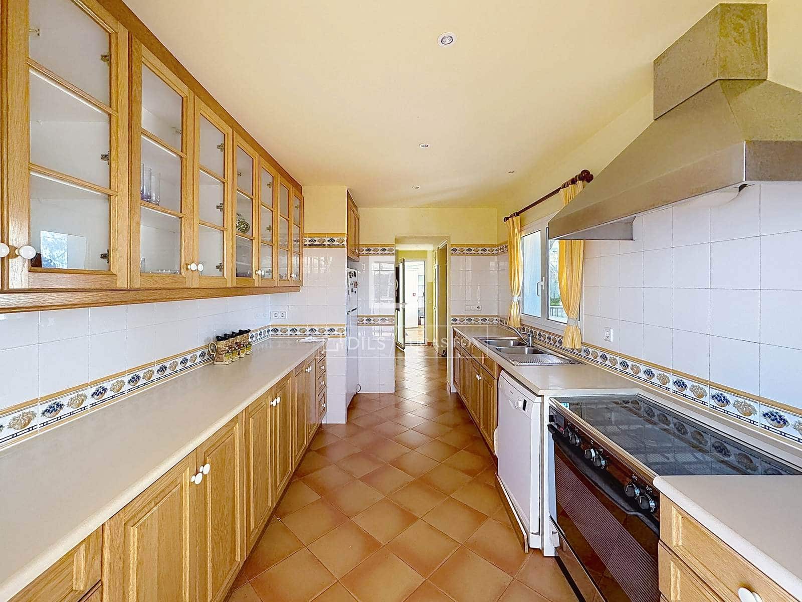 Chalet de 3 habitaciones en Mahón / Maó en venta - 2.895.000 € (Ref: 9687598)