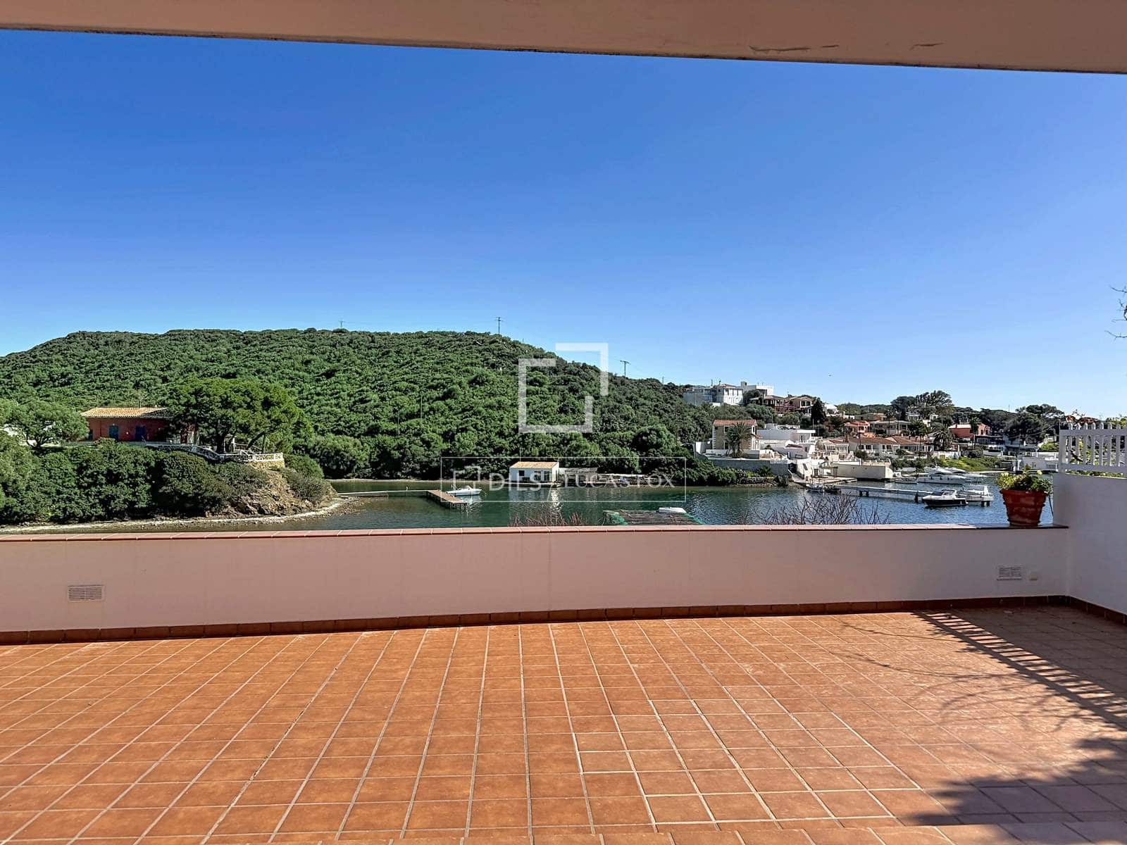 Chalet de 3 habitaciones en Mahón / Maó en venta - 2.895.000 € (Ref: 9687598)