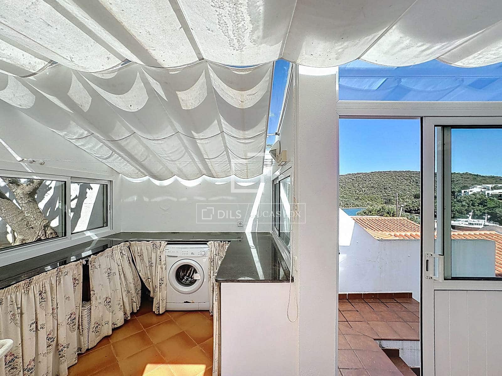 Chalet de 3 habitaciones en Mahón / Maó en venta - 2.895.000 € (Ref: 9687598)