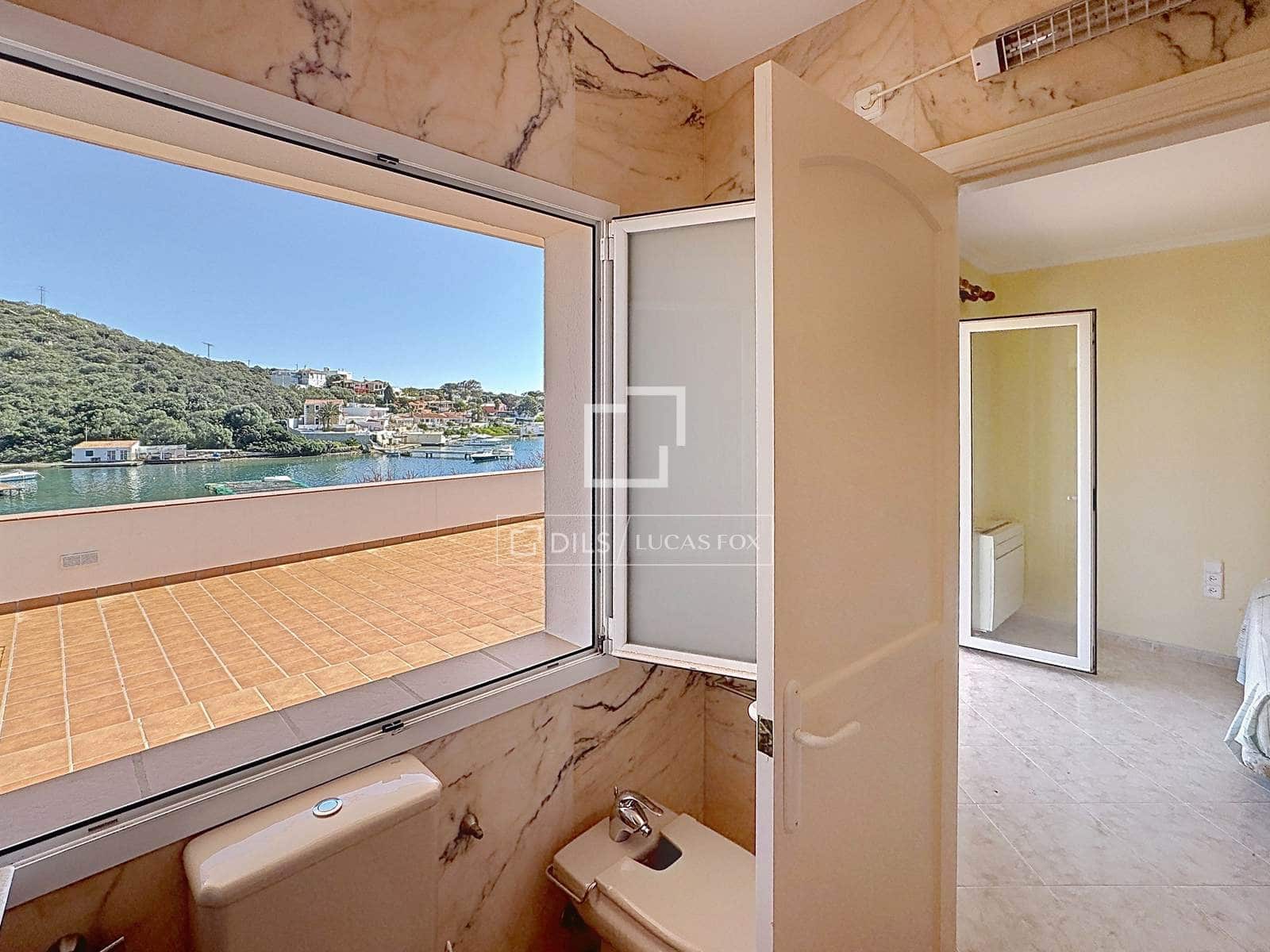 Chalet de 3 habitaciones en Mahón / Maó en venta - 2.895.000 € (Ref: 9687598)