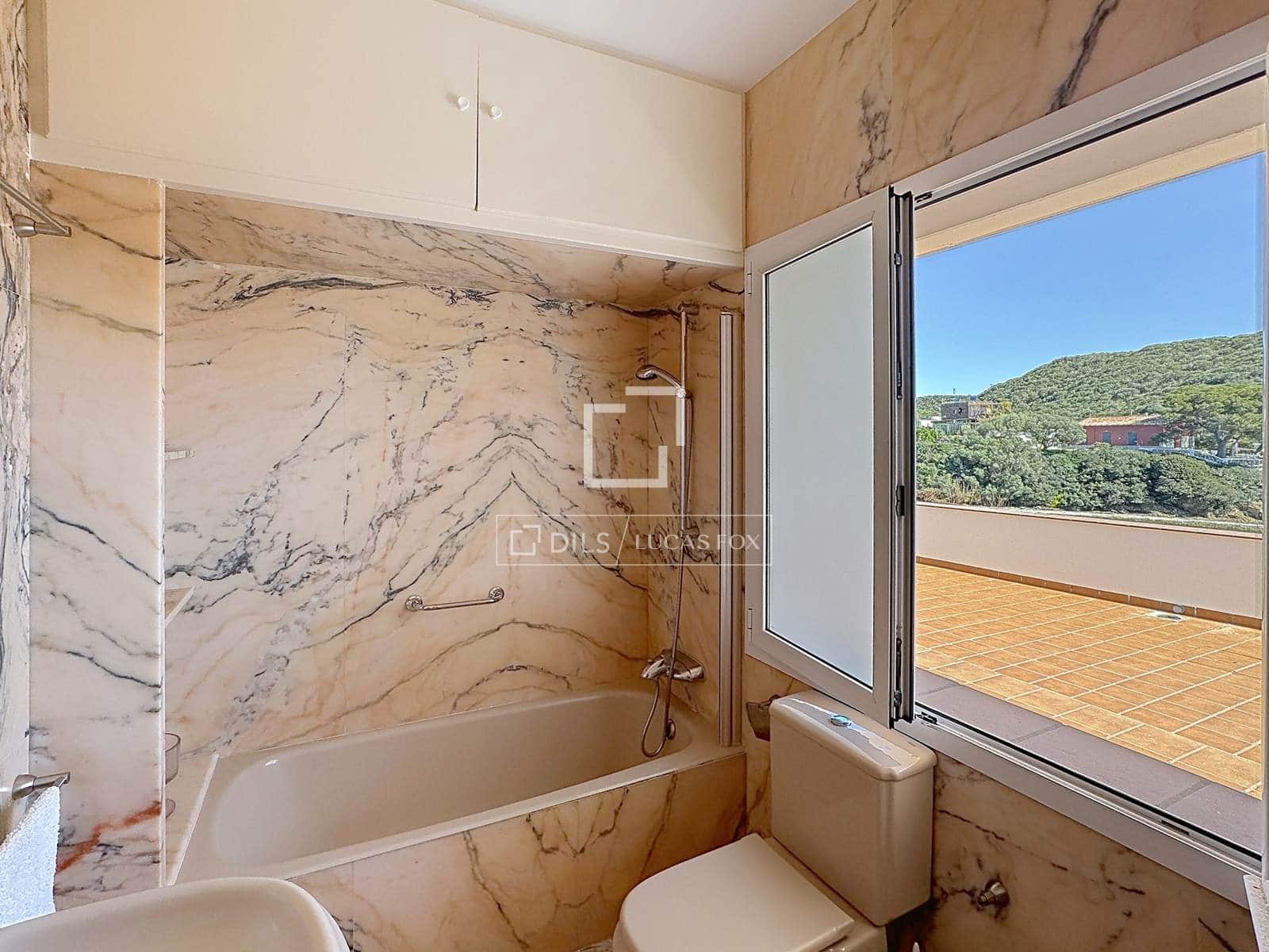 Chalet de 3 habitaciones en Mahón / Maó en venta - 2.895.000 € (Ref: 9687598)