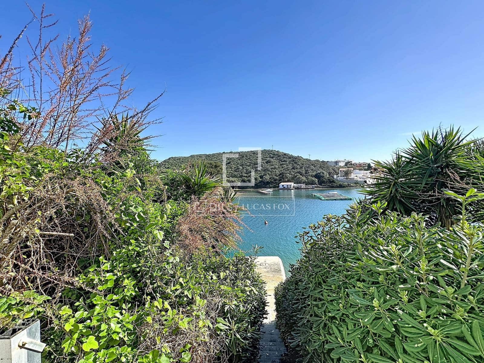 Chalet de 3 habitaciones en Mahón / Maó en venta - 2.895.000 € (Ref: 9687598)