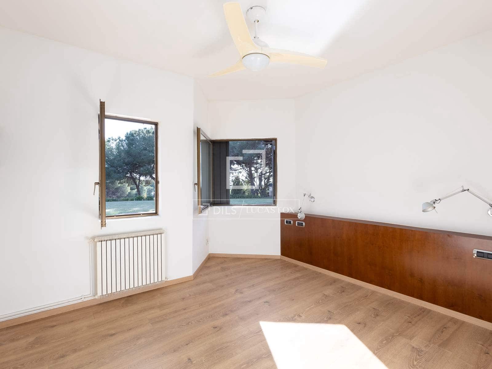 5 sypialnia Willa do wynajęcia w Sant Andreu de Llavaneres z basenem garażem - 4 650 € (Ref: 9687599)