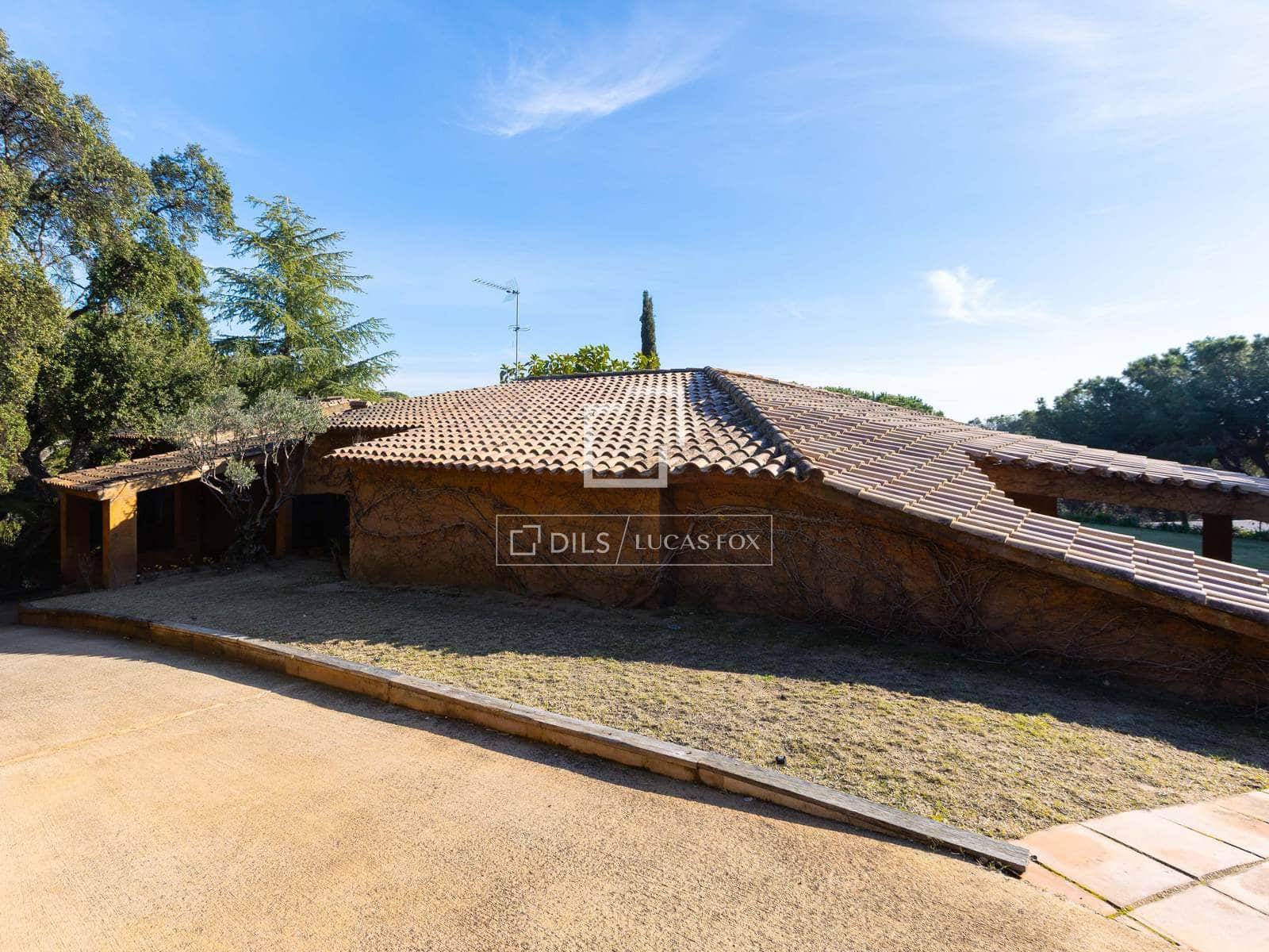 5 sypialnia Willa do wynajęcia w Sant Andreu de Llavaneres z basenem garażem - 4 650 € (Ref: 9687599)