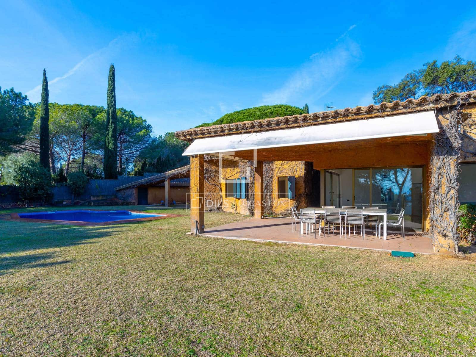 5 sypialnia Willa do wynajęcia w Sant Andreu de Llavaneres z basenem garażem - 4 650 € (Ref: 9687599)