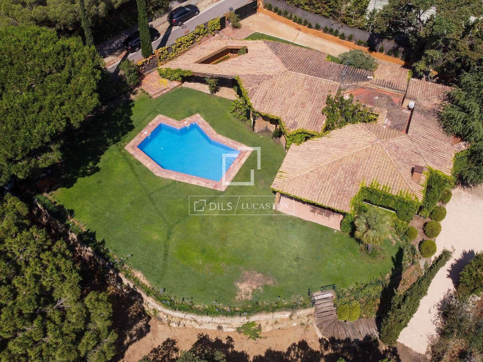 5 sypialnia Willa do wynajęcia w Sant Andreu de Llavaneres z basenem garażem - 4 650 € (Ref: 9687599)