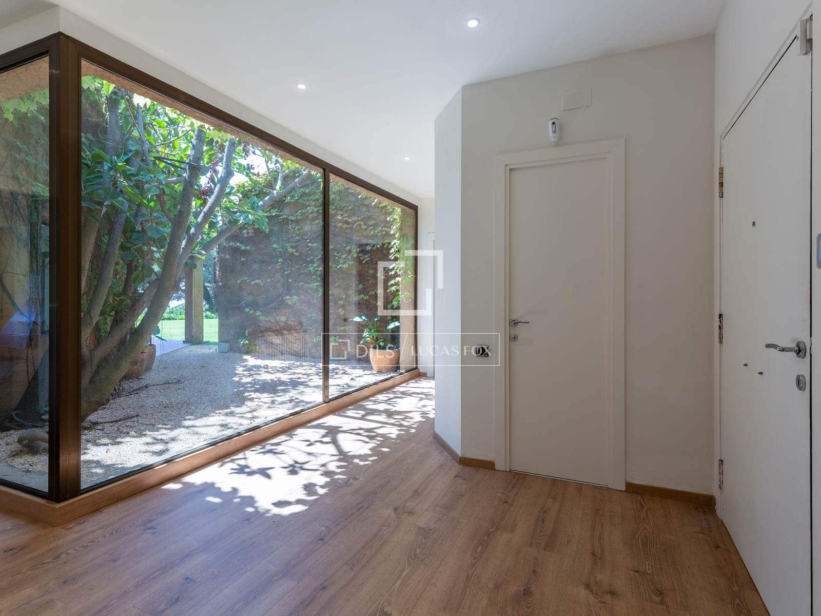 5 bedroom Villa for rent in Sant Andreu de Llavaneres with pool garage - € 4,650 (Ref: 9687599)