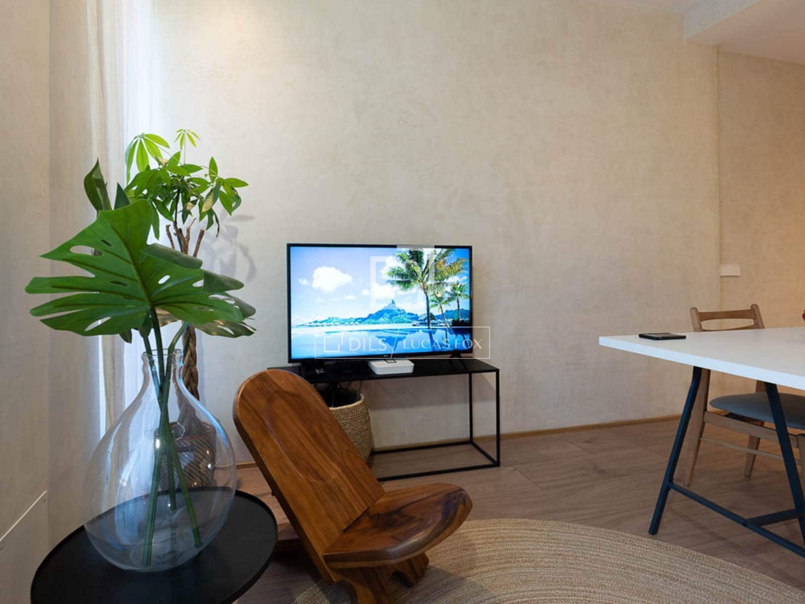 2 soveværelse Lejlighed til leje i Madrid by - € 2.500 (Ref: 9687601)