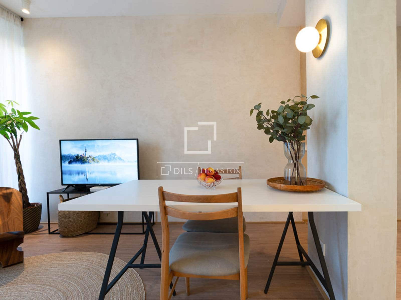 2 soveværelse Lejlighed til leje i Madrid by - € 2.500 (Ref: 9687601)