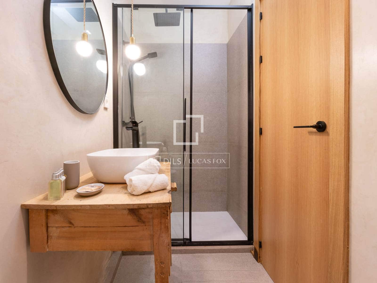 2 soveværelse Lejlighed til leje i Madrid by - € 2.500 (Ref: 9687601)