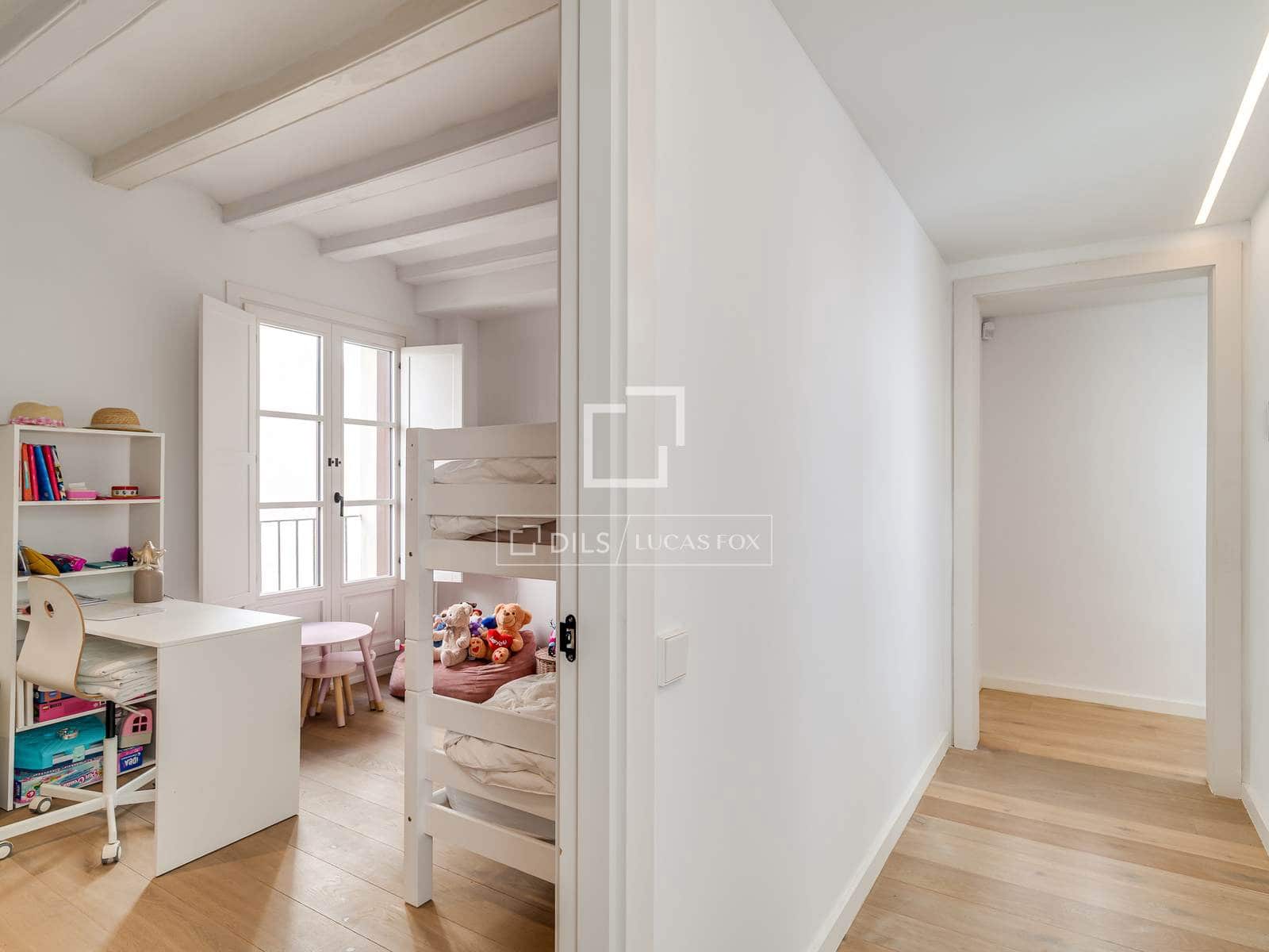 3 makuuhuone Huoneisto vuokrattavana paikassa Barcelona kaupunki - 3 900 € (Ref: 9688459)