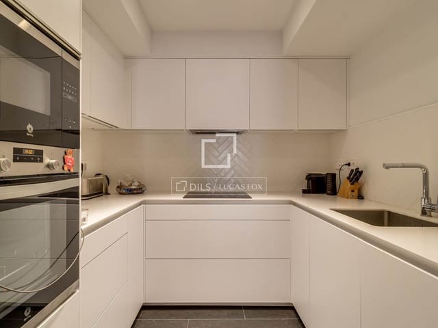 3 sovrum Lägenhet att hyra i Barcelona stad - 3 900 € (Ref: 9688459)