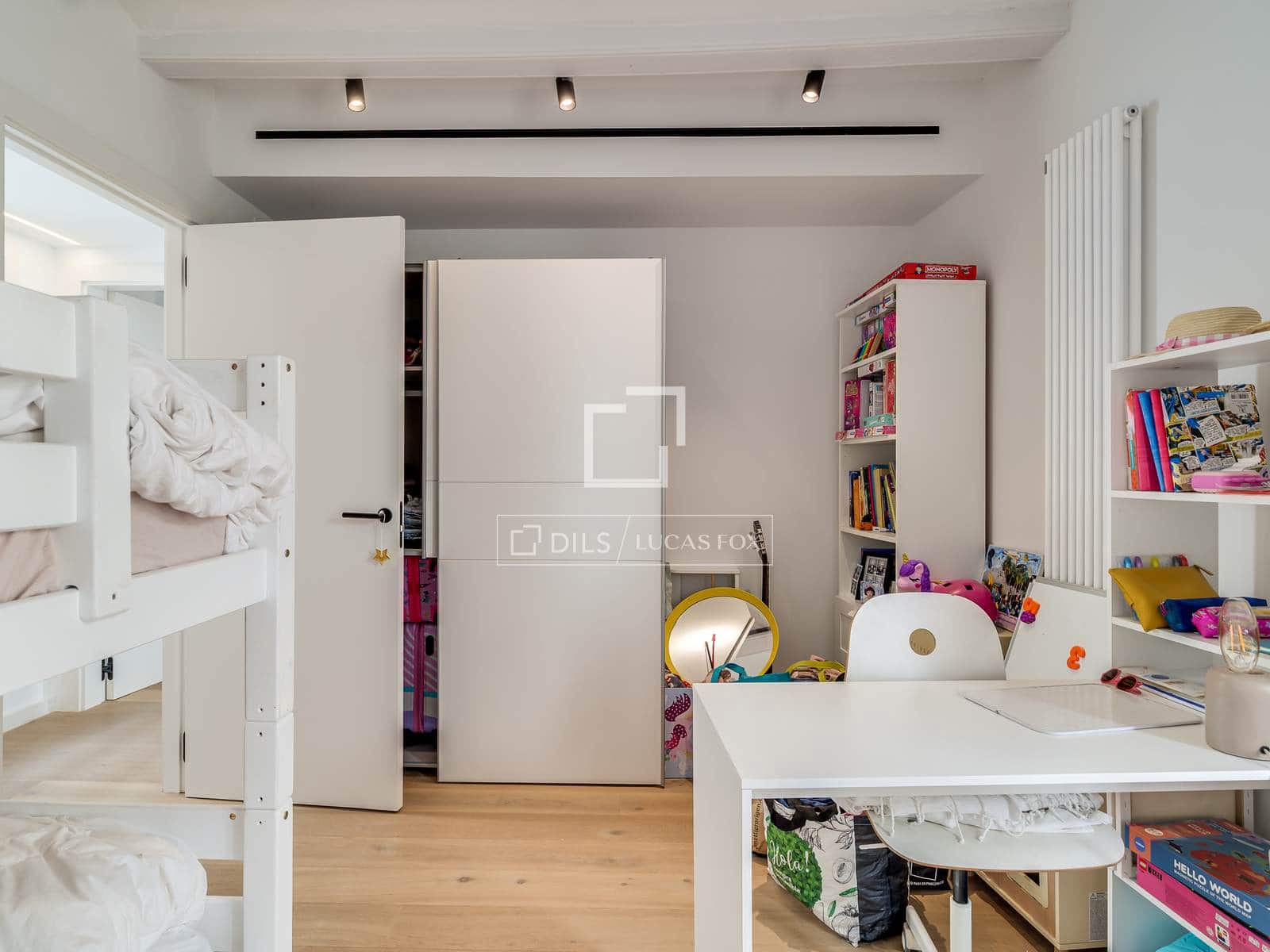3 makuuhuone Huoneisto vuokrattavana paikassa Barcelona kaupunki - 3 900 € (Ref: 9688459)