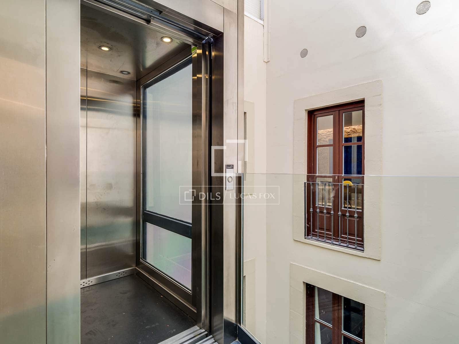 3 makuuhuone Huoneisto vuokrattavana paikassa Barcelona kaupunki - 3 900 € (Ref: 9688459)