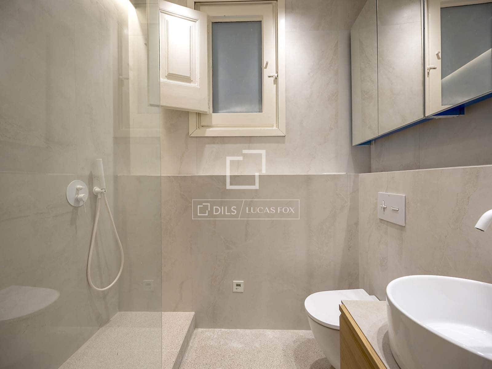 Apartamento de 3 habitaciones en Barcelona ciudad en venta - 695.000 € (Ref: 9688460)