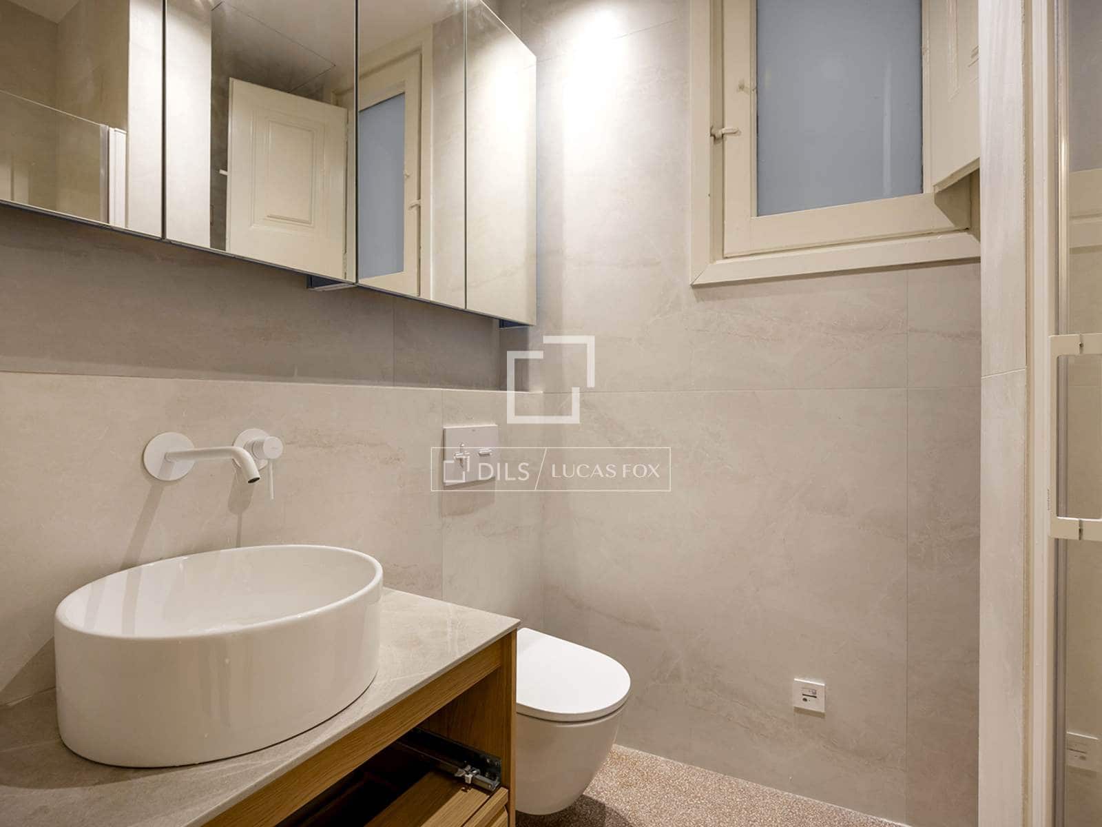 Apartamento de 3 habitaciones en Barcelona ciudad en venta - 695.000 € (Ref: 9688460)