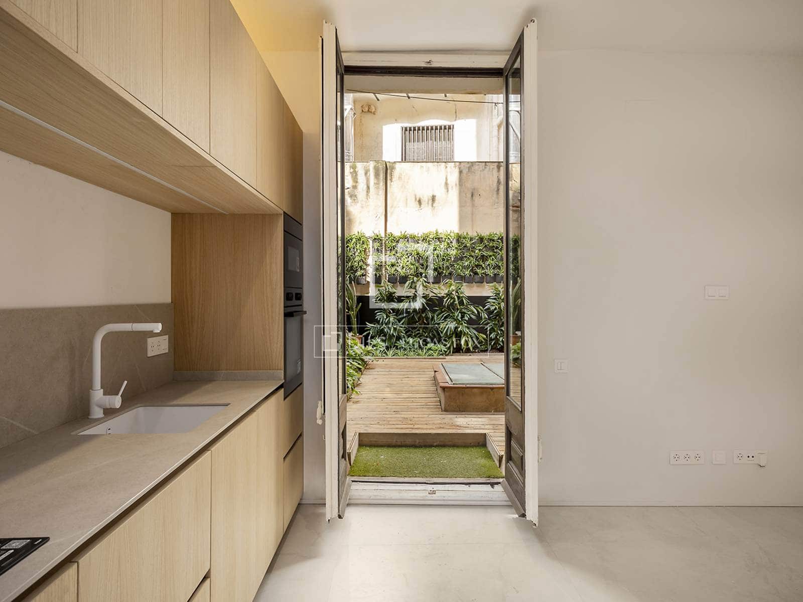 Apartamento de 3 habitaciones en Barcelona ciudad en venta - 695.000 € (Ref: 9688460)