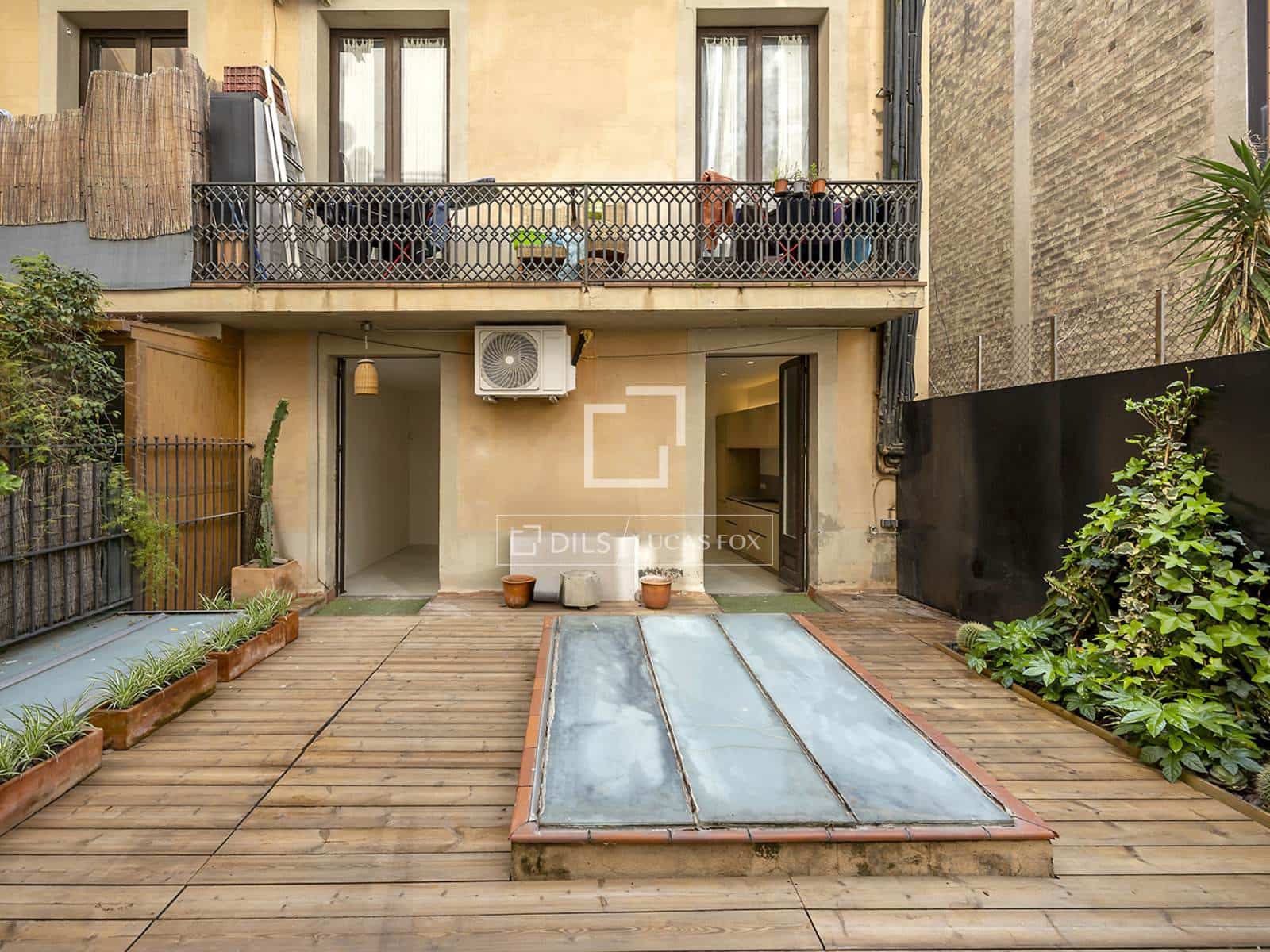 Apartamento de 3 habitaciones en Barcelona ciudad en venta - 695.000 € (Ref: 9688460)