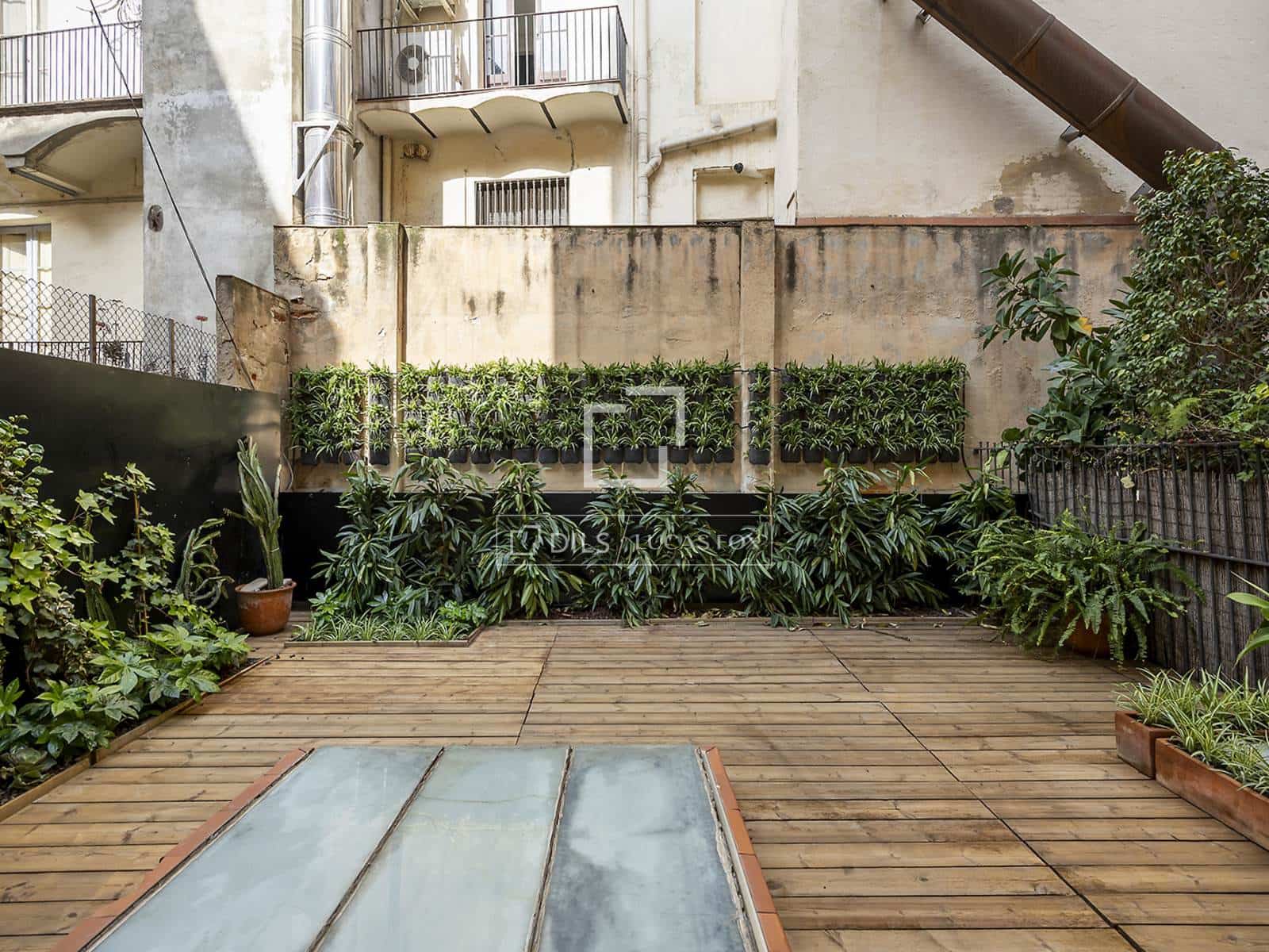 Apartamento de 3 habitaciones en Barcelona ciudad en venta - 695.000 € (Ref: 9688460)