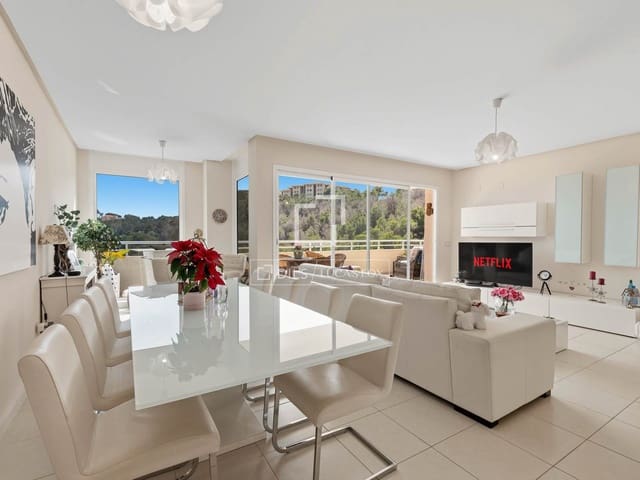 3 bedroom Apartment for sale in Altea with pool garage - € 429,995 (Ref: 9688558)