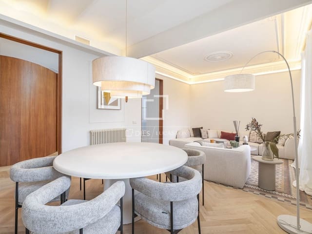 4 sovrum Lägenhet till salu i Barcelona stad - 1 795 000 € (Ref: 9688559)