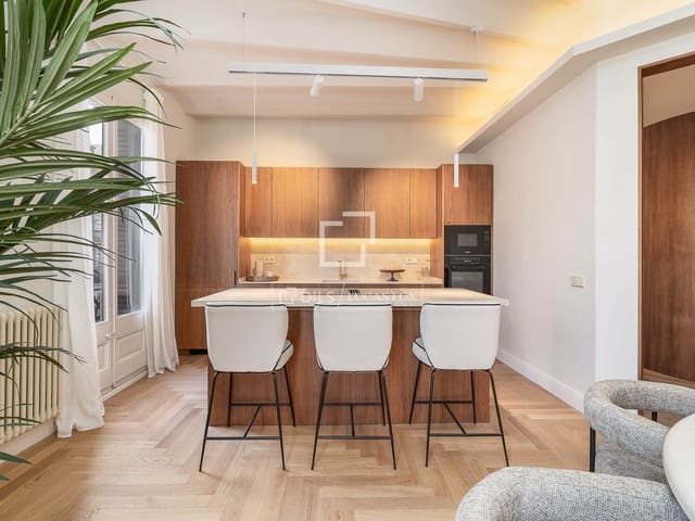 4 sovrum Lägenhet till salu i Barcelona stad - 1 795 000 € (Ref: 9688559)