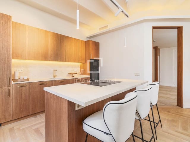 4 sovrum Lägenhet till salu i Barcelona stad - 1 795 000 € (Ref: 9688559)