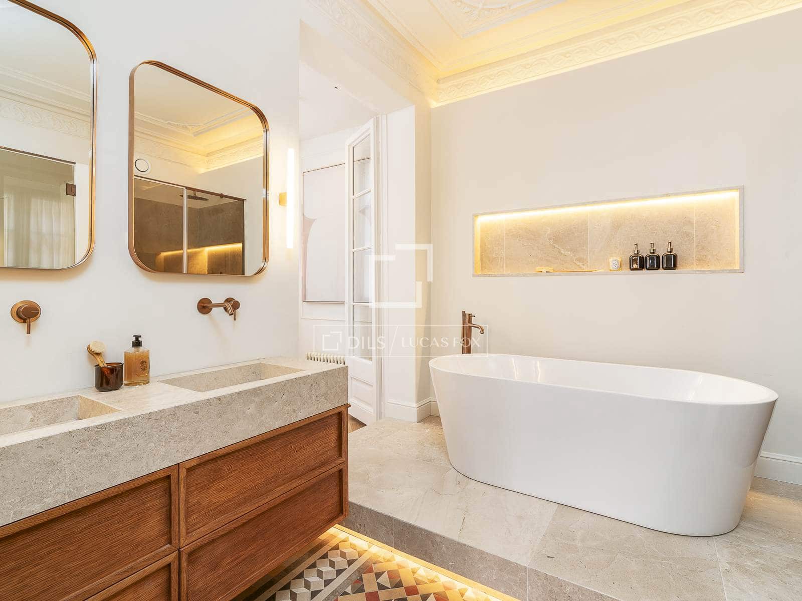 4 sovrum Lägenhet till salu i Barcelona stad - 1 795 000 € (Ref: 9688559)