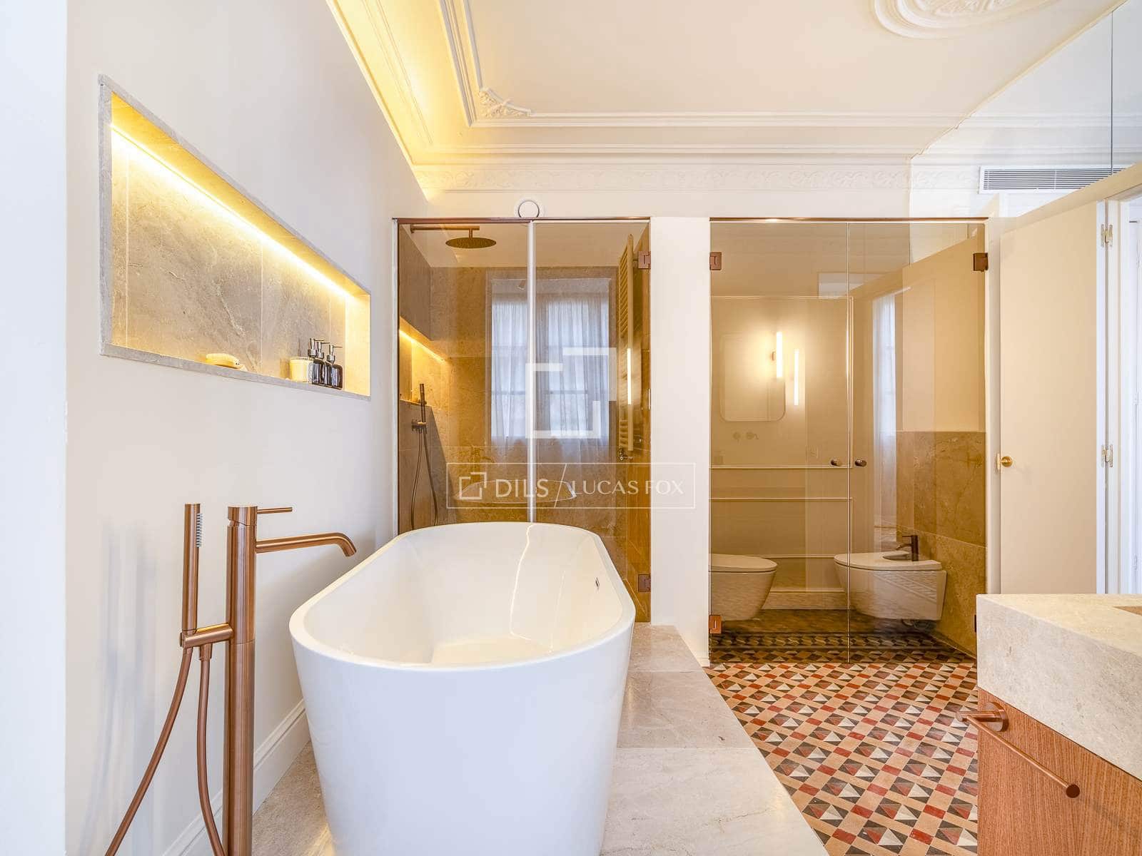 4 sovrum Lägenhet till salu i Barcelona stad - 1 795 000 € (Ref: 9688559)