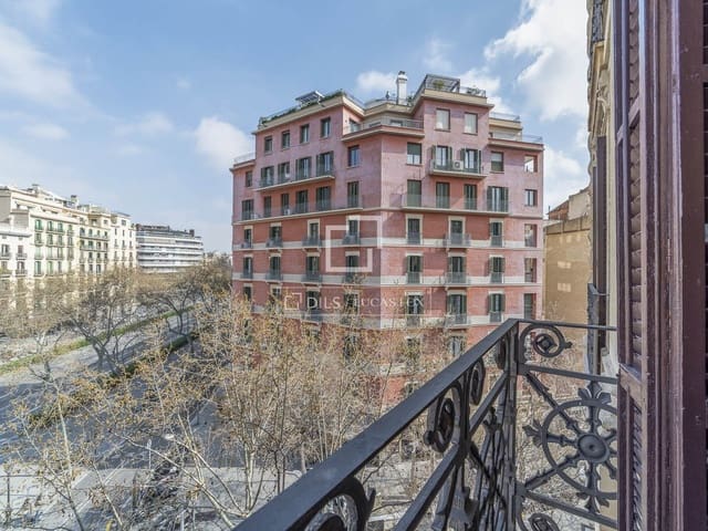 4 sovrum Lägenhet till salu i Barcelona stad - 1 795 000 € (Ref: 9688559)