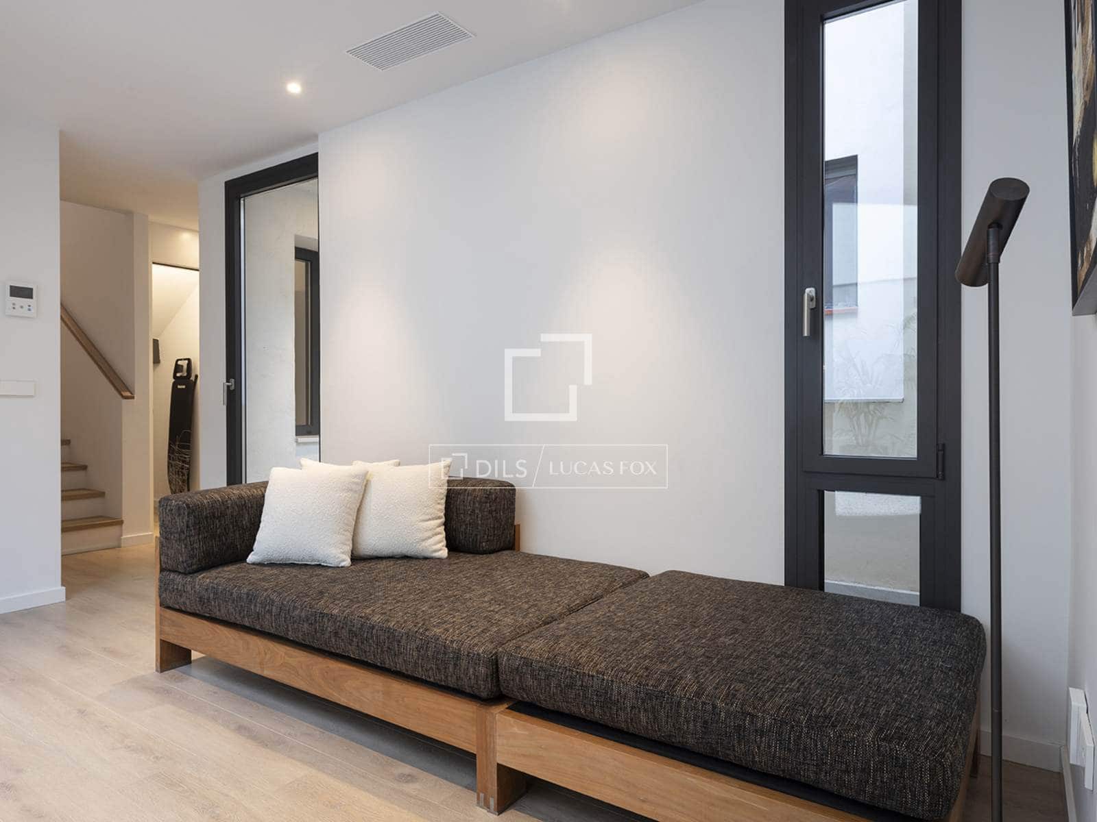 3 quarto Apartamento para arrendar em Barcelona cidade com garagem - 8 300 € (Ref: 9688561)