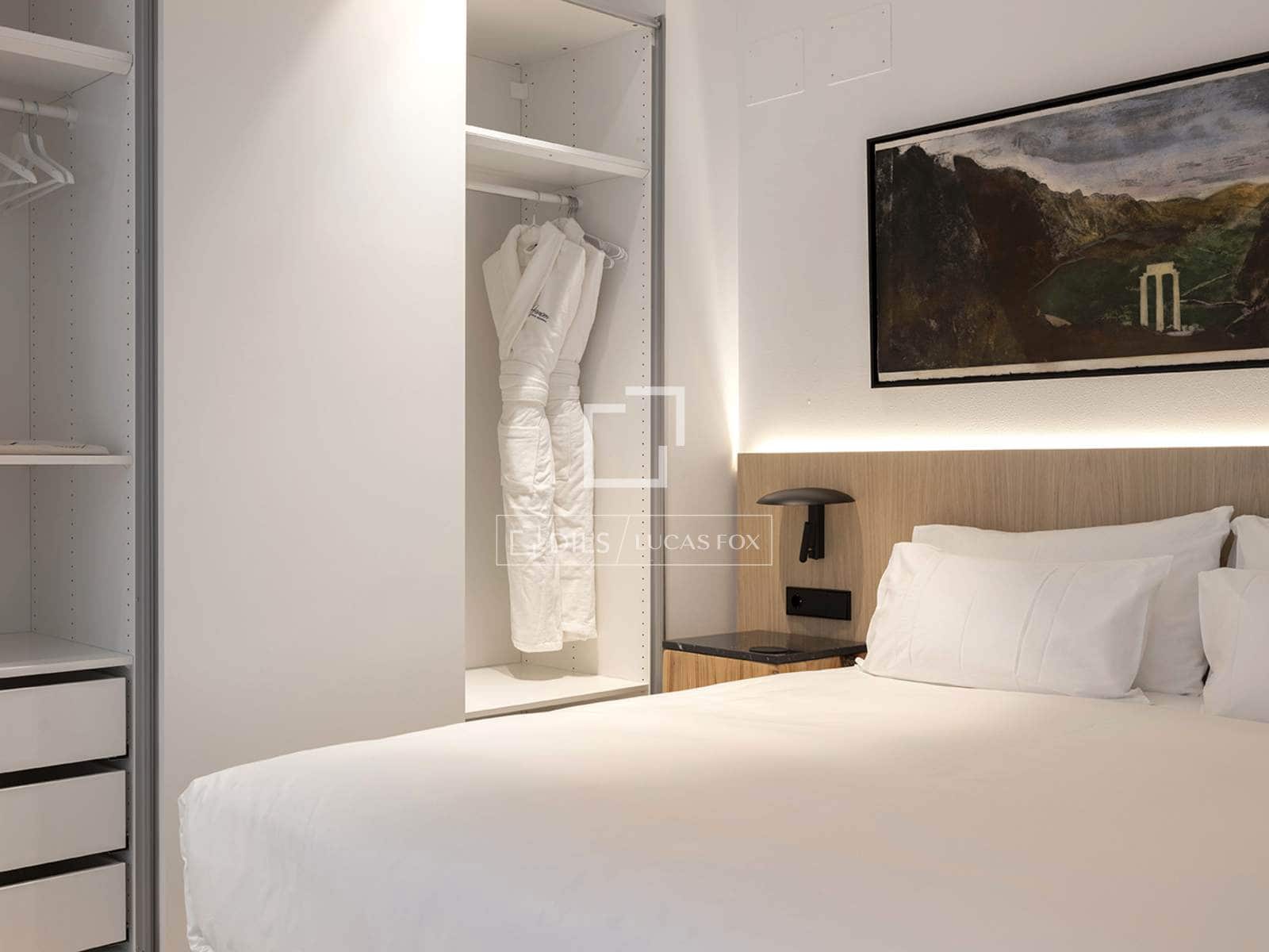 3 quarto Apartamento para arrendar em Barcelona cidade com garagem - 8 300 € (Ref: 9688561)