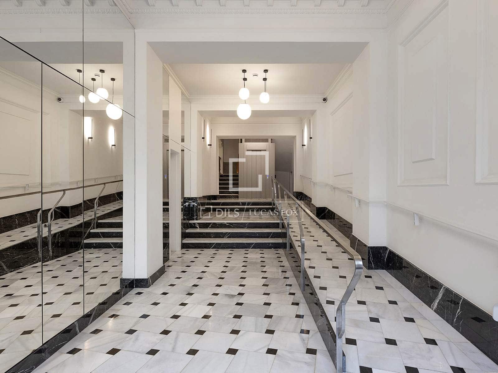 3 quarto Apartamento para arrendar em Barcelona cidade com garagem - 8 300 € (Ref: 9688561)