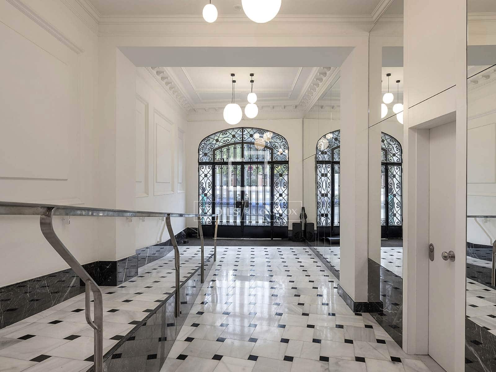 3 quarto Apartamento para arrendar em Barcelona cidade com garagem - 8 300 € (Ref: 9688561)