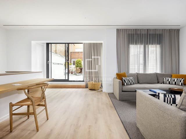 3 quarto Apartamento para arrendar em Barcelona cidade com garagem - 8 300 € (Ref: 9688561)