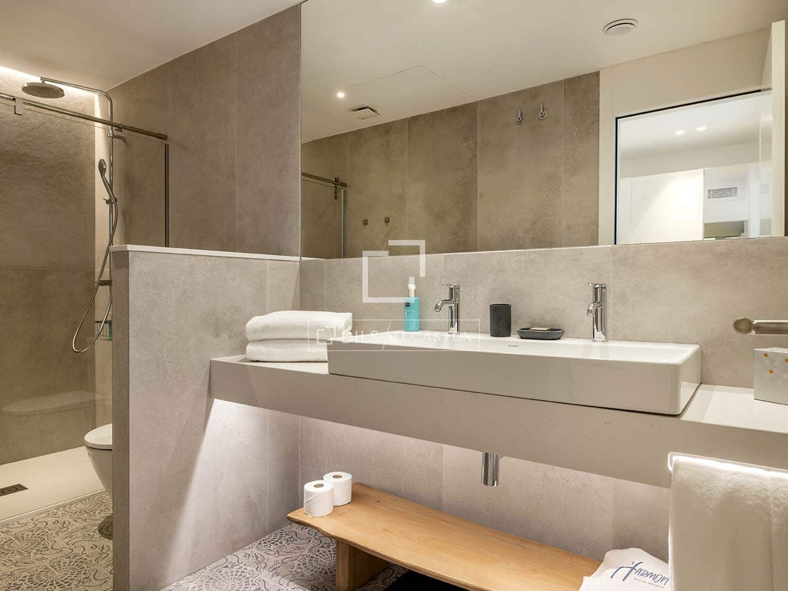 3 quarto Apartamento para arrendar em Barcelona cidade com garagem - 8 300 € (Ref: 9688561)