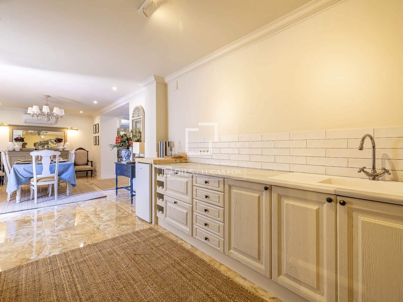 6 sypialnia Willa na sprzedaż w Denia z basenem garażem - 2 800 000 € (Ref: 9688668)