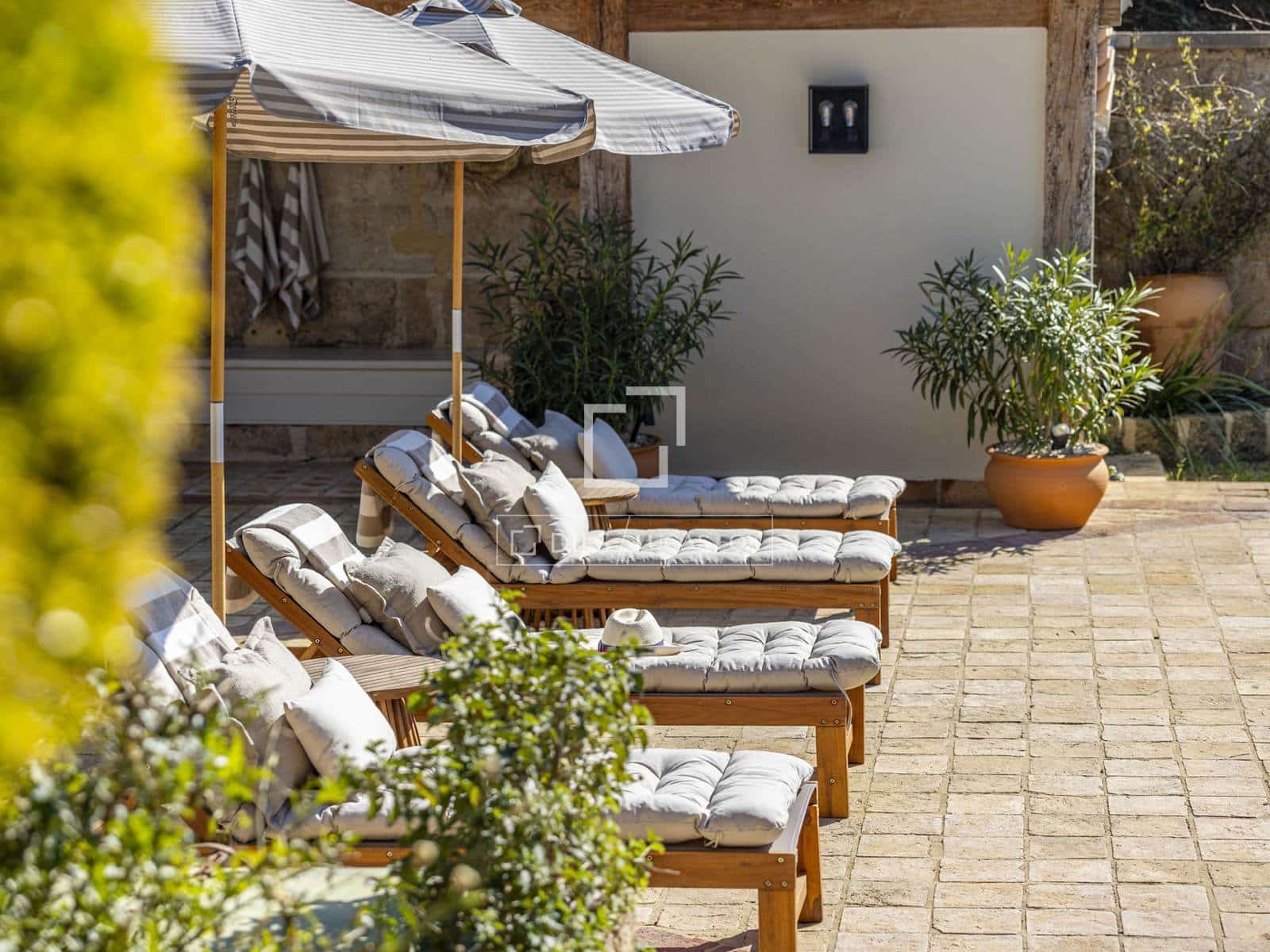 6 sypialnia Willa na sprzedaż w Denia z basenem garażem - 2 800 000 € (Ref: 9688668)