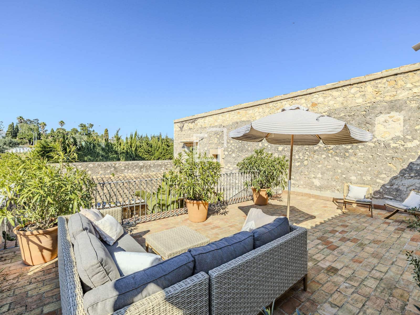 6 sypialnia Willa na sprzedaż w Denia z basenem garażem - 2 800 000 € (Ref: 9688668)