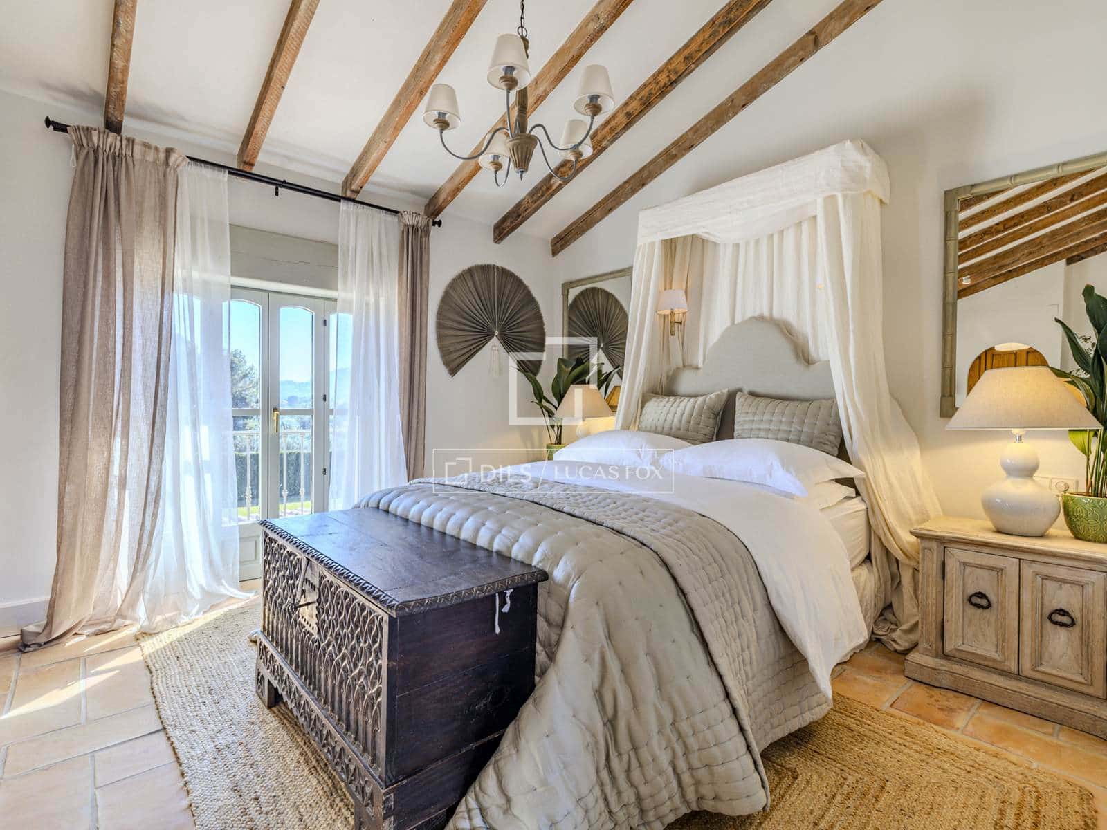 6 bedroom Villa for sale in Denia with pool garage - € 2,800,000 (Ref: 9688668)