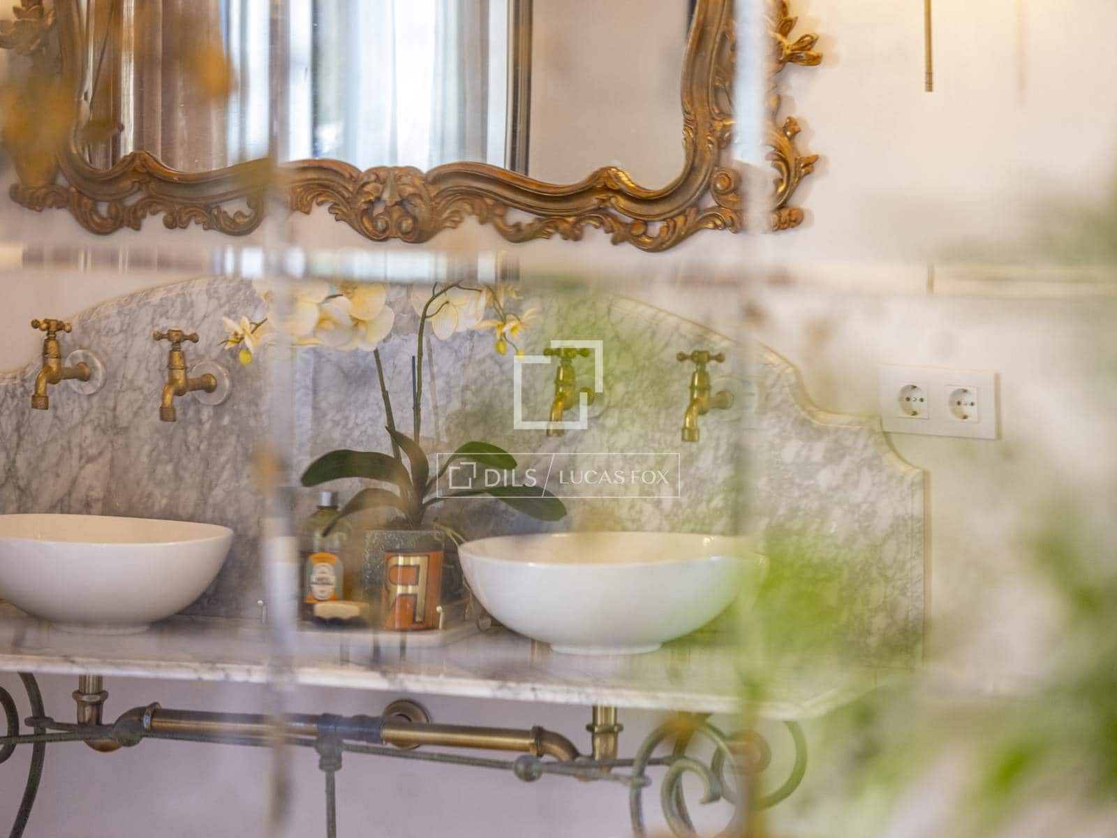 6 bedroom Villa for sale in Denia with pool garage - € 2,800,000 (Ref: 9688668)