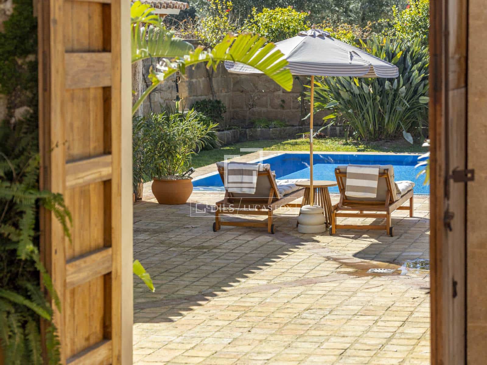 6 bedroom Villa for sale in Denia with pool garage - € 2,800,000 (Ref: 9688668)