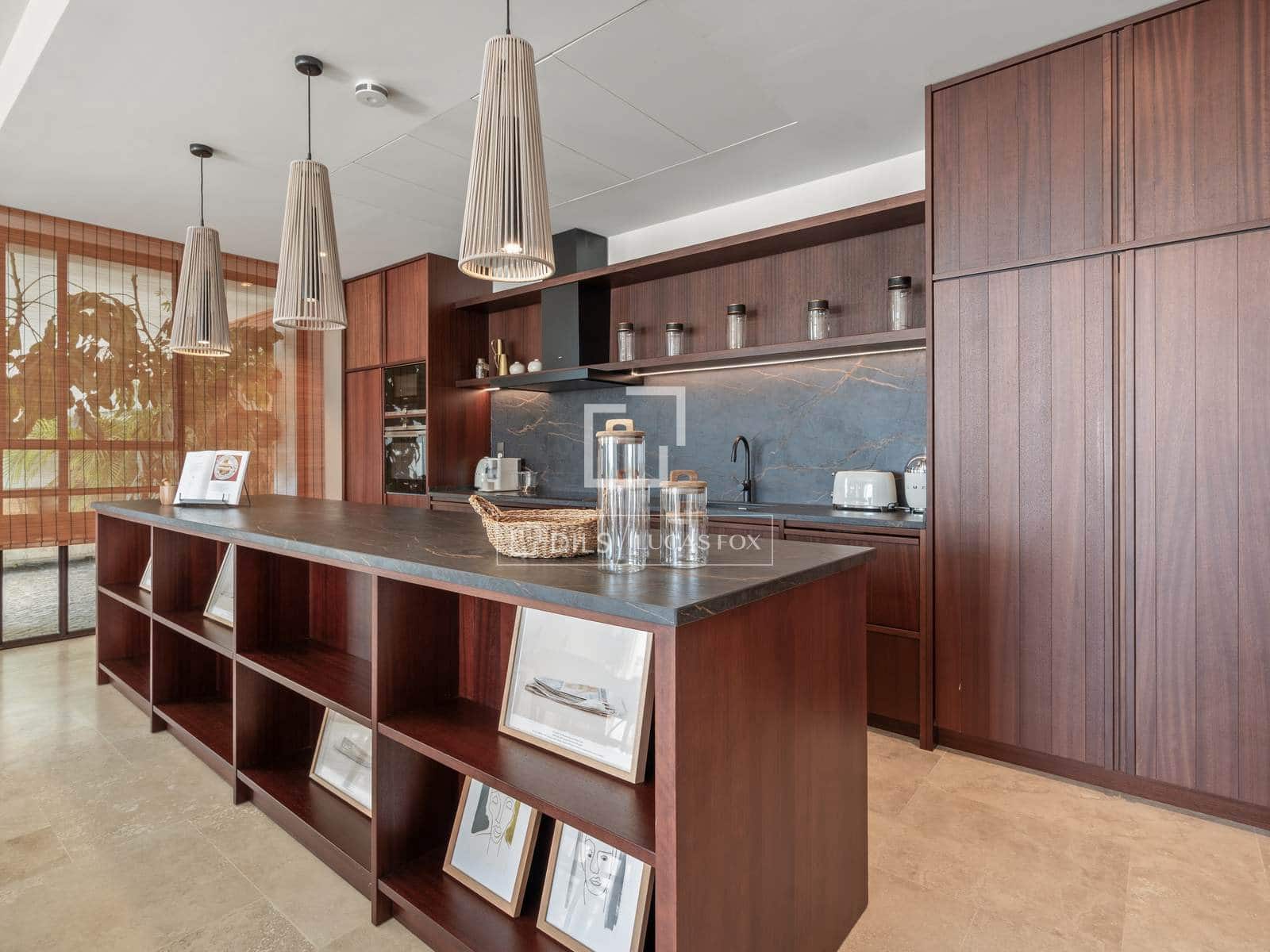 3 quarto Moradia para venda em Casares com piscina garagem - 3 995 000 € (Ref: 9691394)