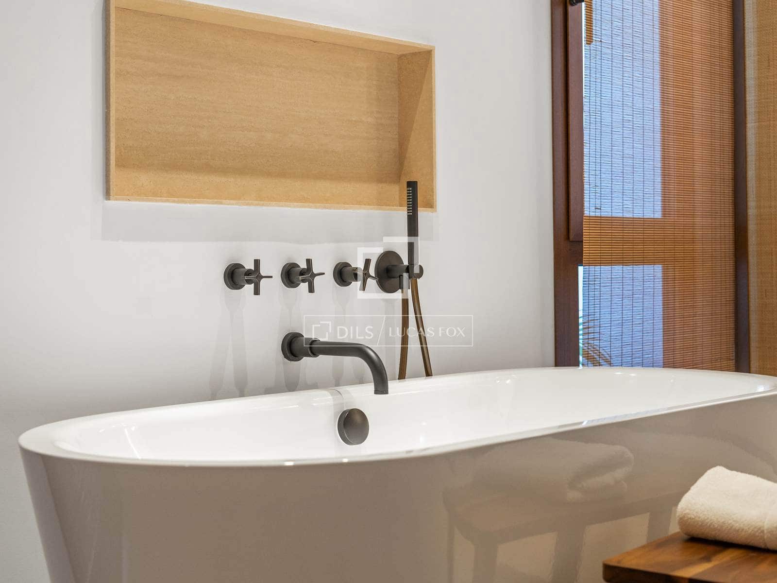 3 quarto Moradia para venda em Casares com piscina garagem - 3 995 000 € (Ref: 9691394)