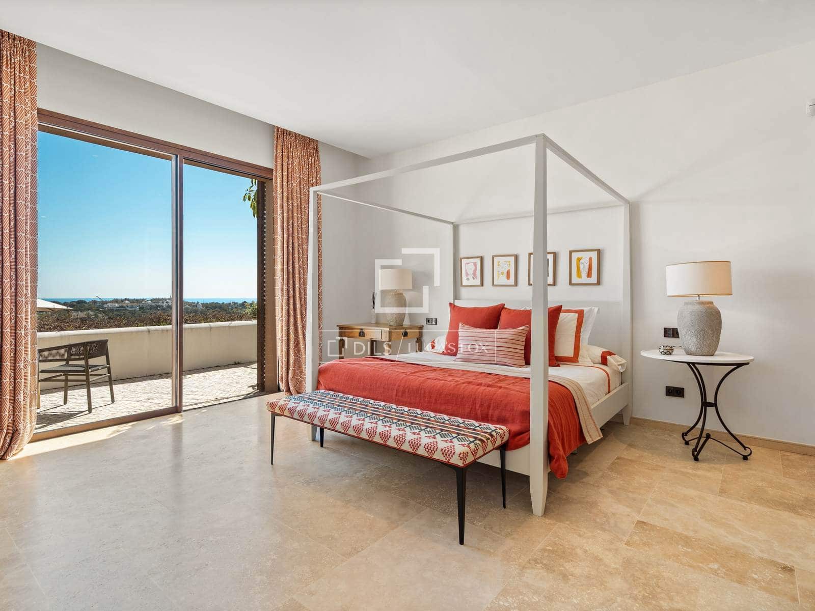 3 quarto Moradia para venda em Casares com piscina garagem - 3 995 000 € (Ref: 9691394)